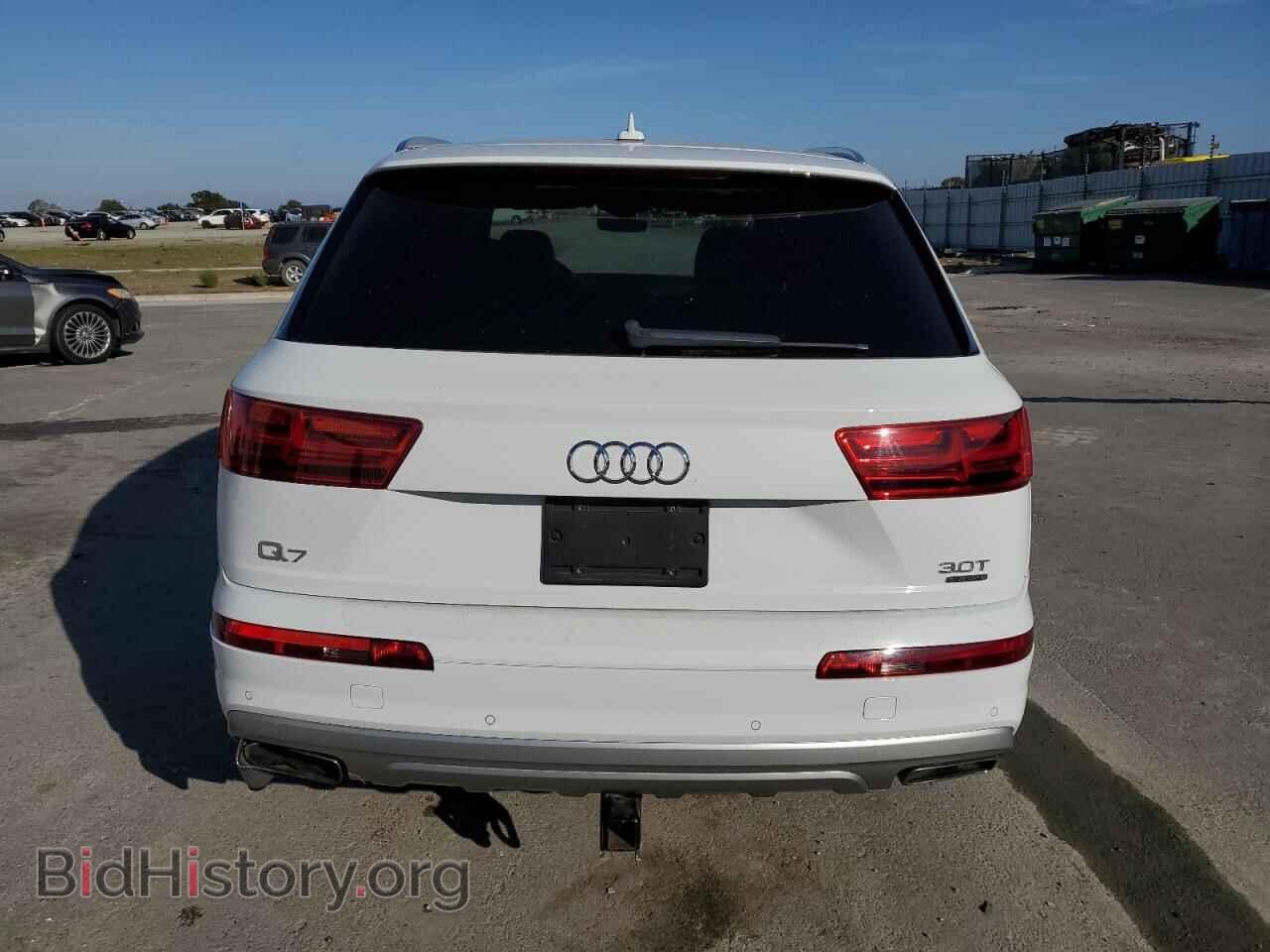 2017 AUDI Q7 - VIN: WA1VAAF76HD017588 - Фото 6