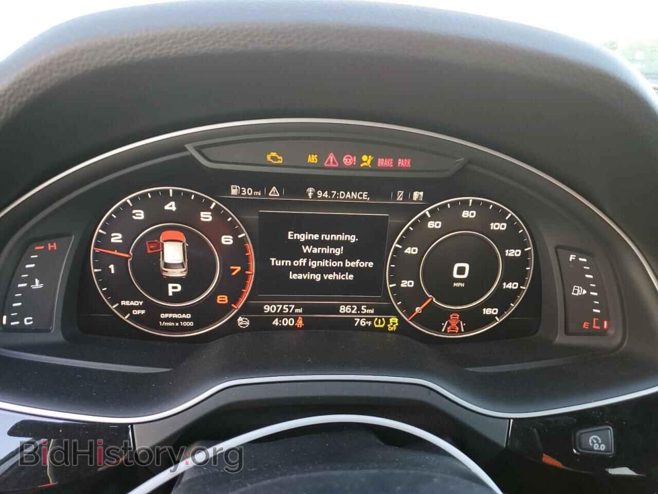2017 AUDI Q7 - VIN: WA1VAAF76HD017588 - Фото 9