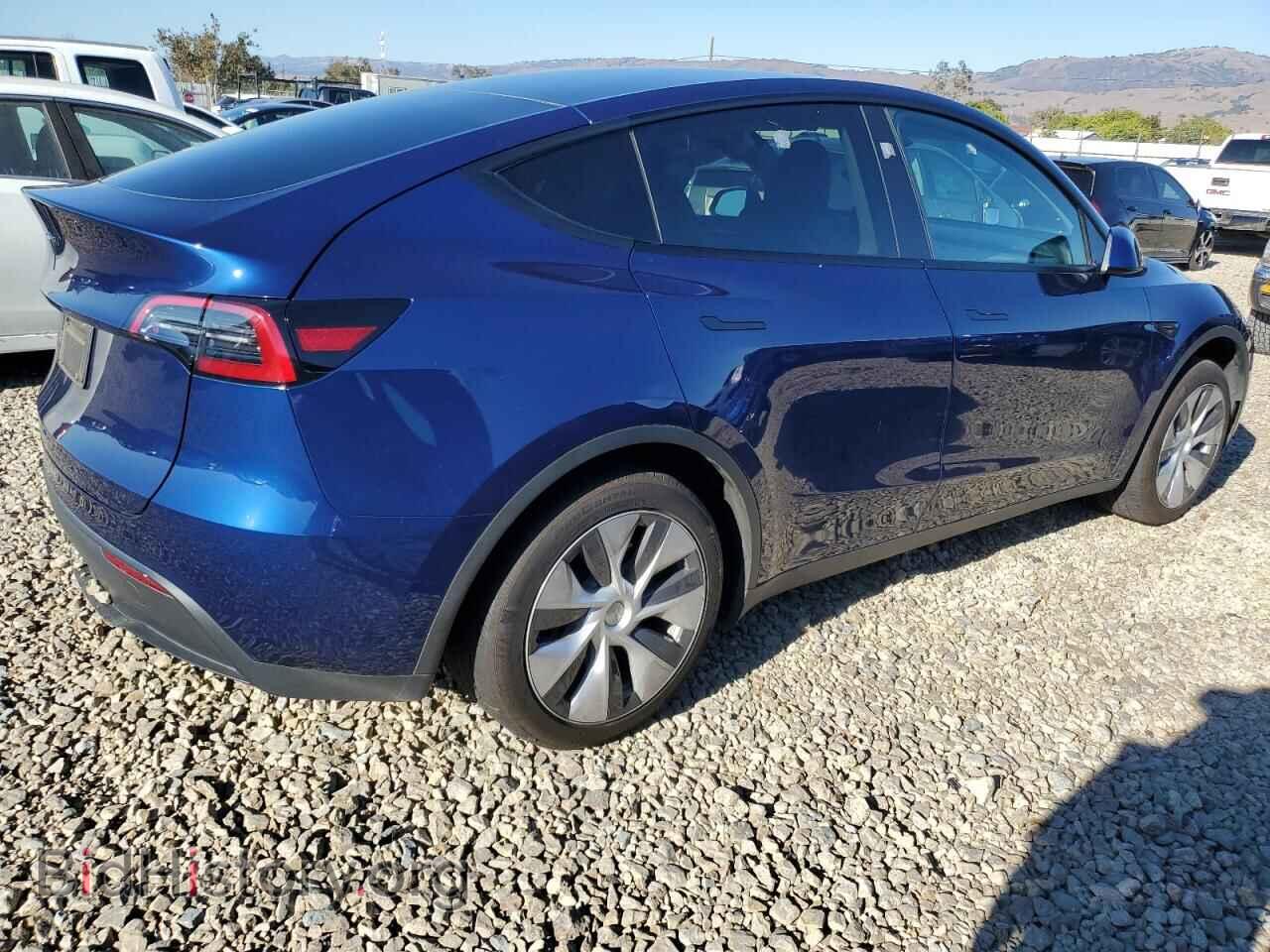 2024 TESLA MODEL Y - VIN: 7SAYGDED5RF053232 - Photo 3