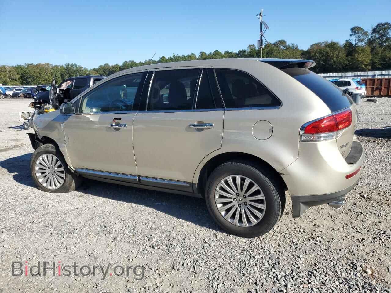 2011 LINCOLN MKX - VIN: 2LMDJ6JK7BBJ29730 - Фото 2