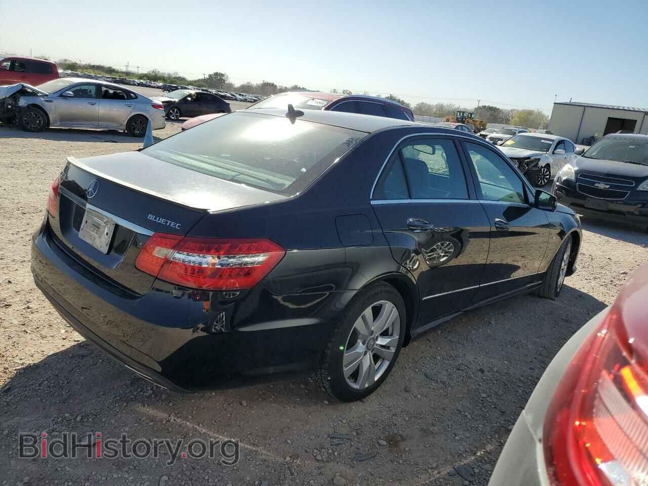 2012 MERCEDES-BENZ E-CLASS - VIN: WDDHF2EB3CA596488 - Фото 3
