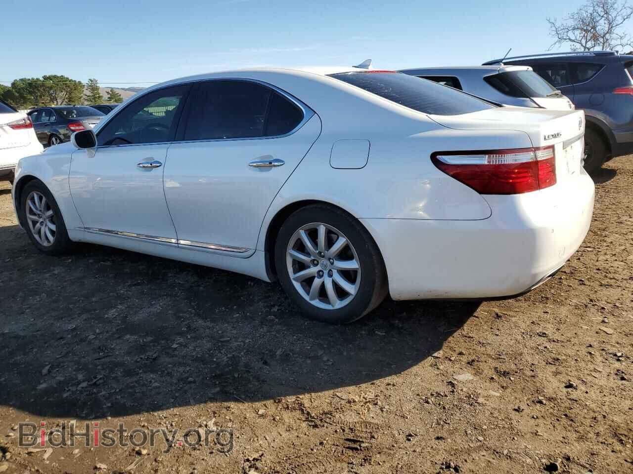 2007 LEXUS LS460 - VIN: JTHBL46F975048580 - Photo 2