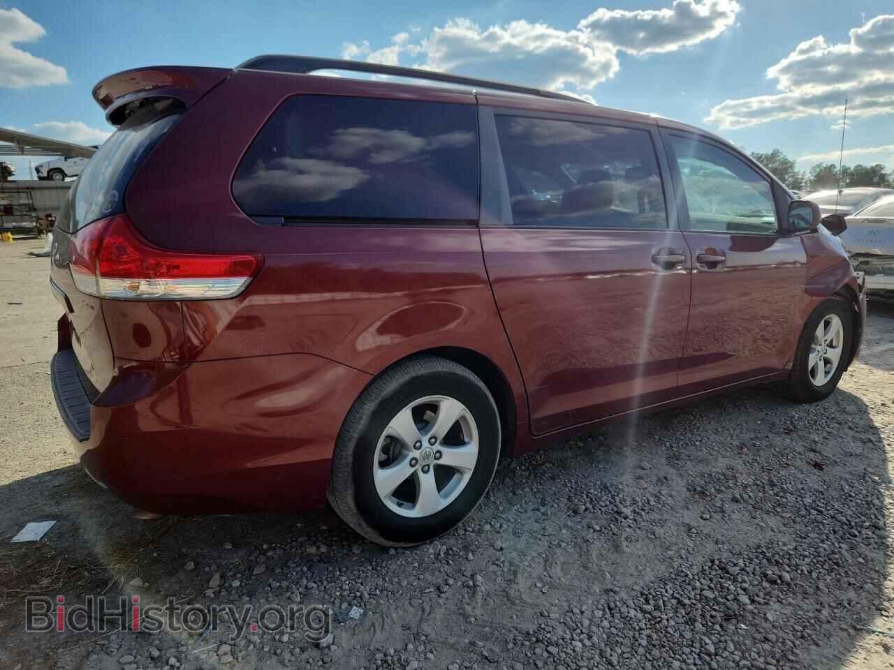 2011 TOYOTA All Models - VIN: 5TDKK3DC1BS156752 - Фото 3