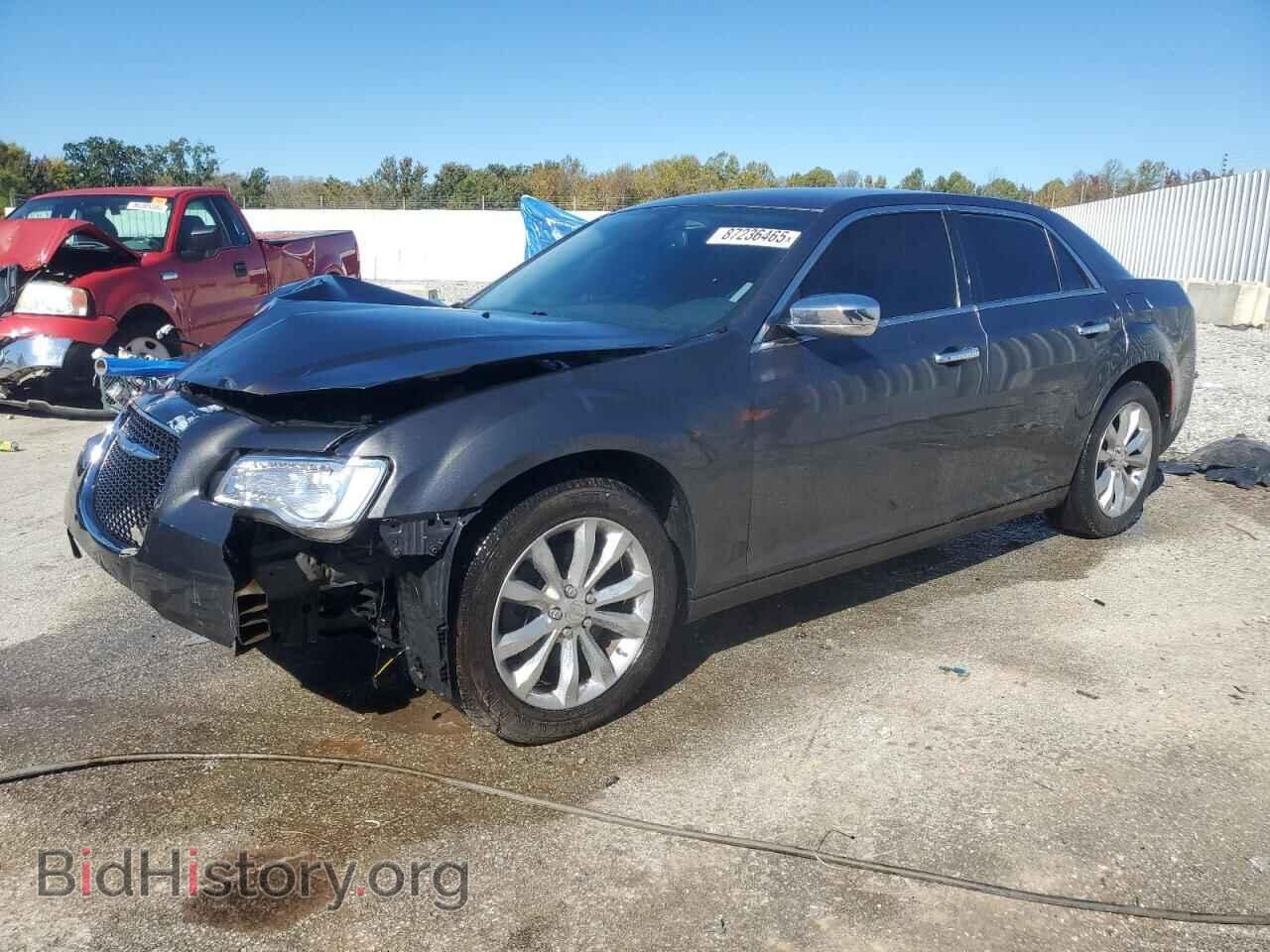 Фотография 2C3CCAKG7KH690885 - CHRYSLER 300 2019