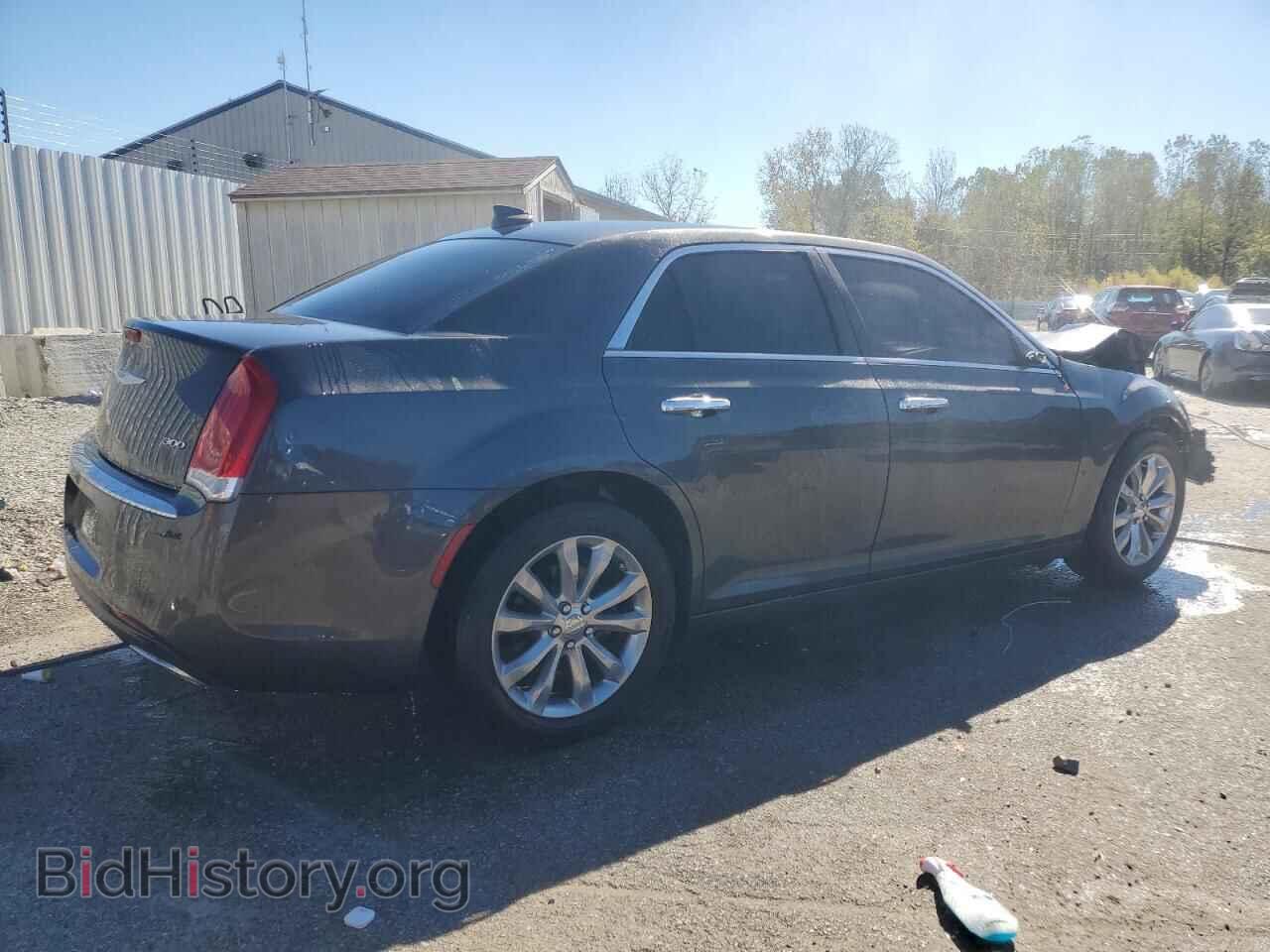 2019 CHRYSLER 300 - VIN: 2C3CCAKG7KH690885 - Фото 3