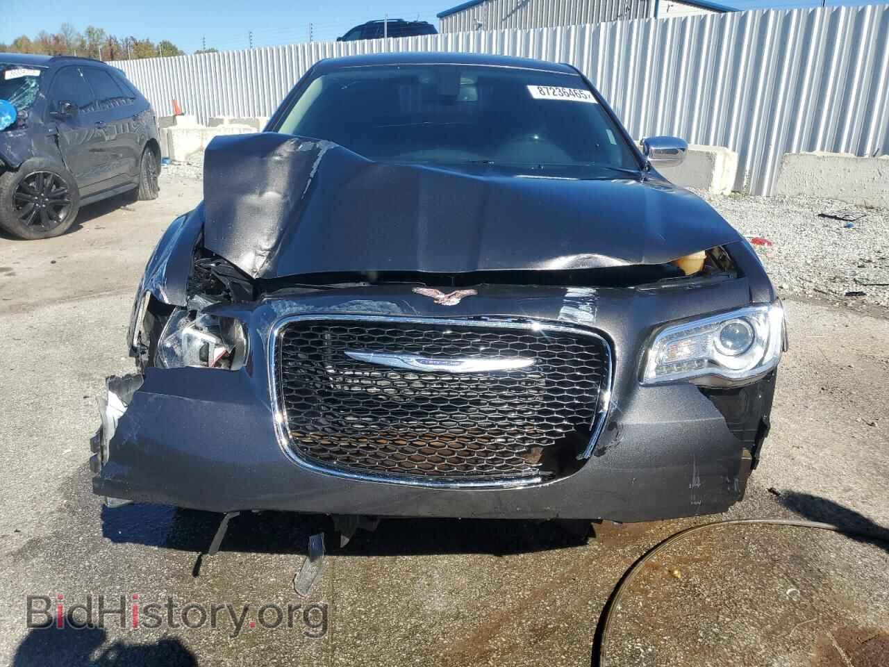 2019 CHRYSLER 300 - VIN: 2C3CCAKG7KH690885 - Фото 5