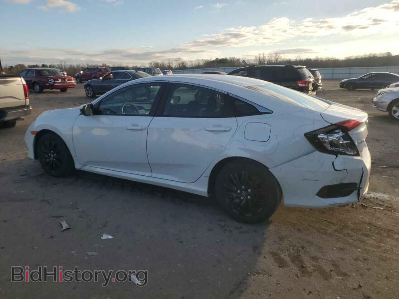 2019 HONDA CIVIC - VIN: 2HGFC2F64KH557776 - Фото 2