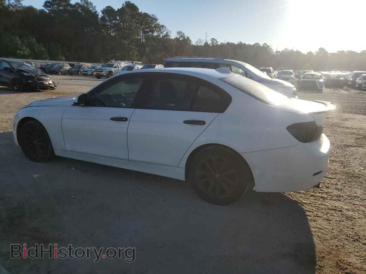 2016 BMW 3 SERIES - VIN: WBA8E1G57GNU10560 - Photo 2