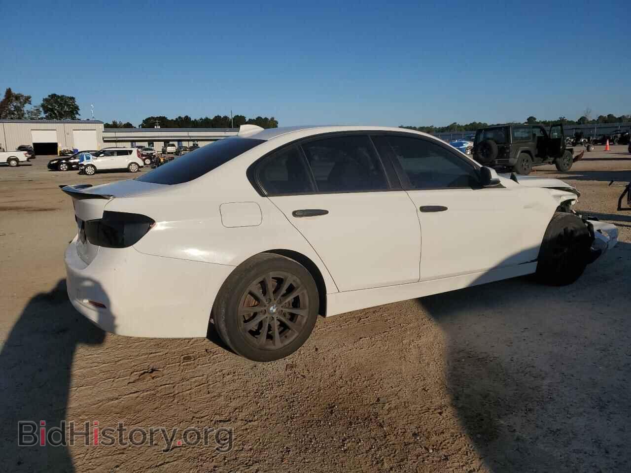 2016 BMW 3 SERIES - VIN: WBA8E1G57GNU10560 - Photo 3