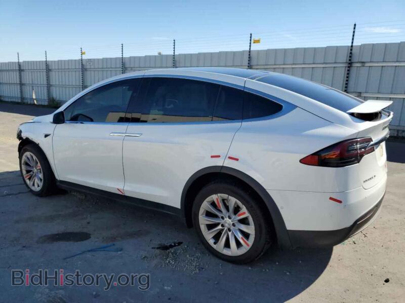 2018 Tesla MODEL X (VIN 5YJXCDE27JF101482) — фото 2 из 16