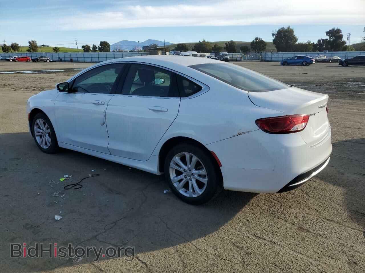 2015 CHRYSLER 200 - VIN: 1C3CCCAB2FN700835 - Photo 2