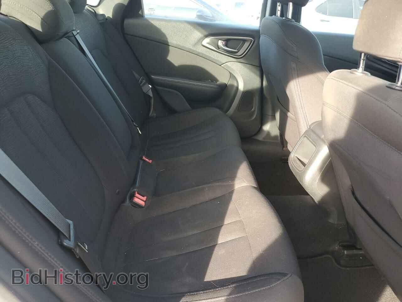 2015 CHRYSLER 200 - VIN: 1C3CCCAB2FN700835 - Photo 10