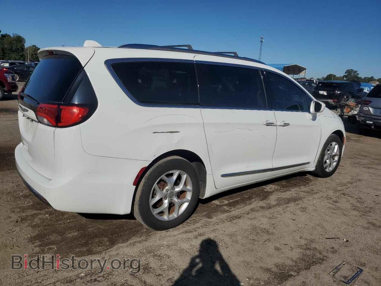 2017 CHRYSLER PACIFICA - VIN: 2C4RC1EG9HR538739 - Фото 3