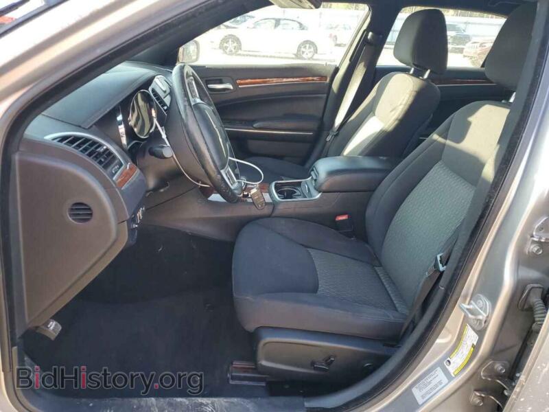 2014 Chrysler 300 (VIN 2C3CCAAG2EH375983) — фото 7 из 13
