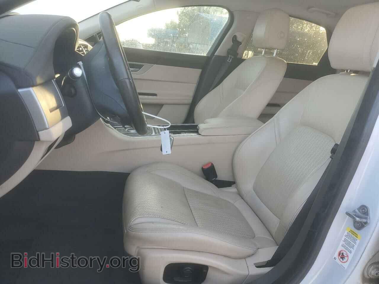 2017 JAGUAR XF - VIN: SAJBE4BN3HCY46435 - Фото 7