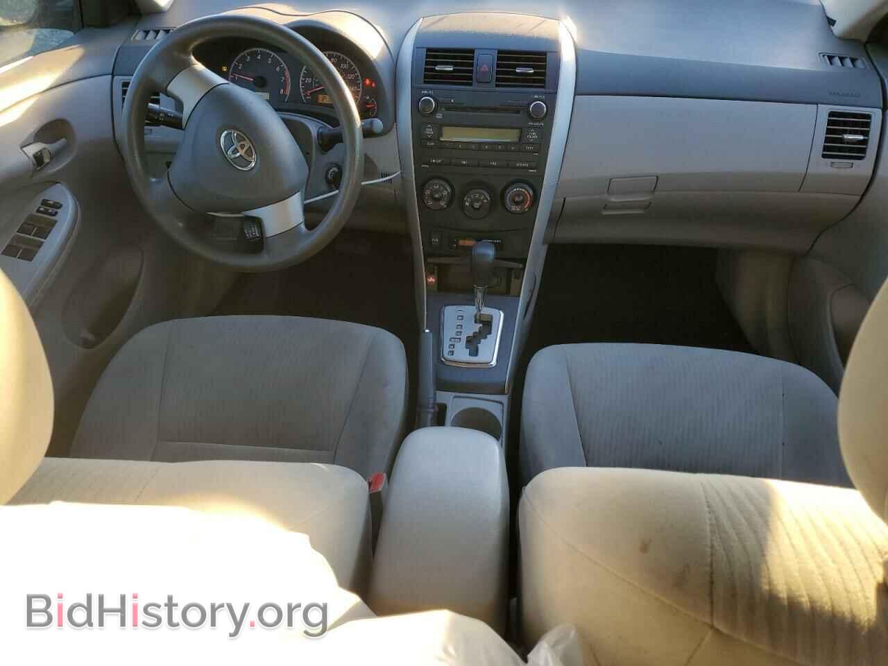 2010 TOYOTA COROLLA - VIN: 2T1BU4EE4AC500601 - Фото 8