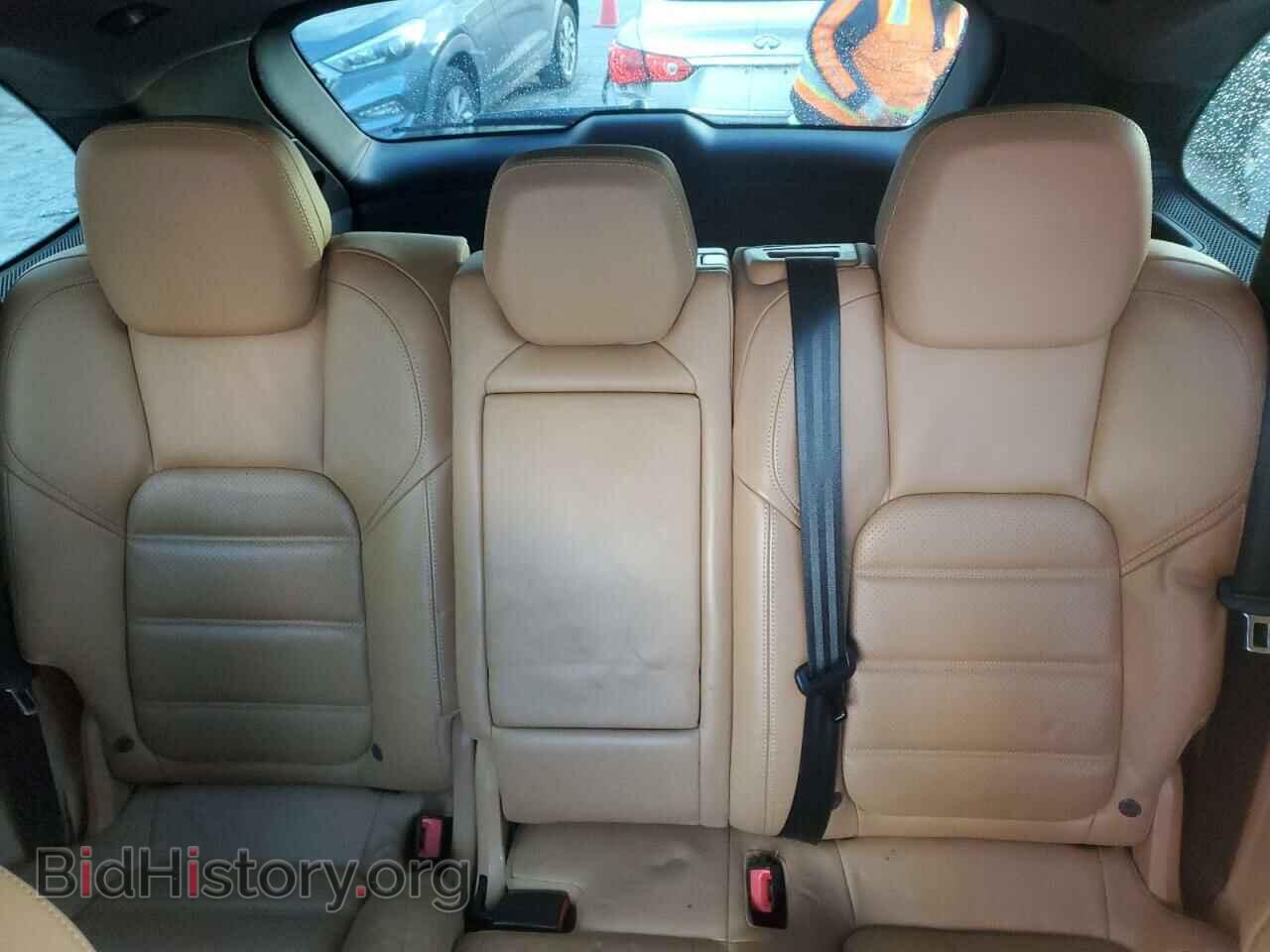 2016 PORSCHE CAYENNE - VIN: WP1AC2A26GLA88647 - Фото 10