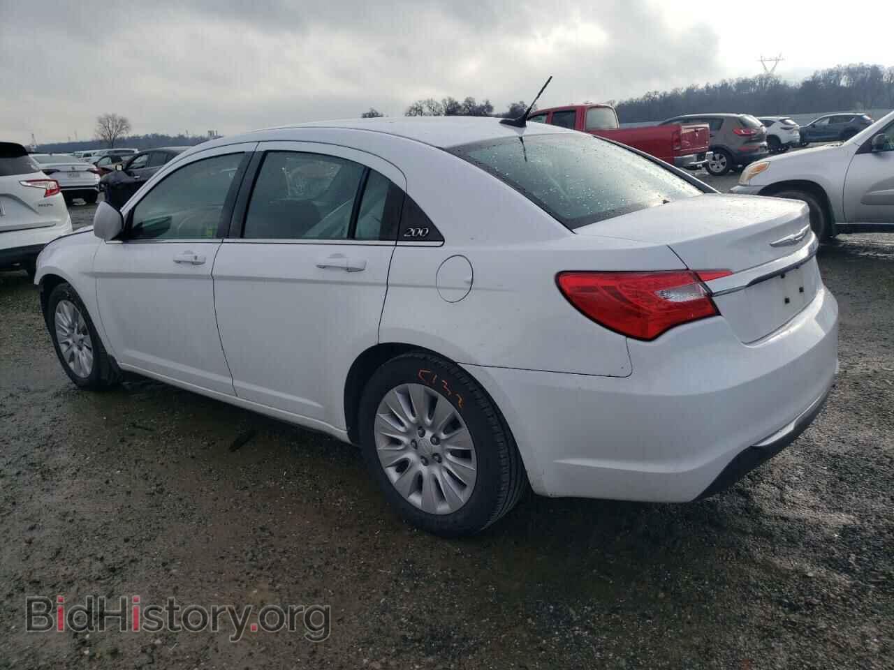 2014 CHRYSLER 200 - VIN: 1C3CCBAB3EN210705 - Фото 2