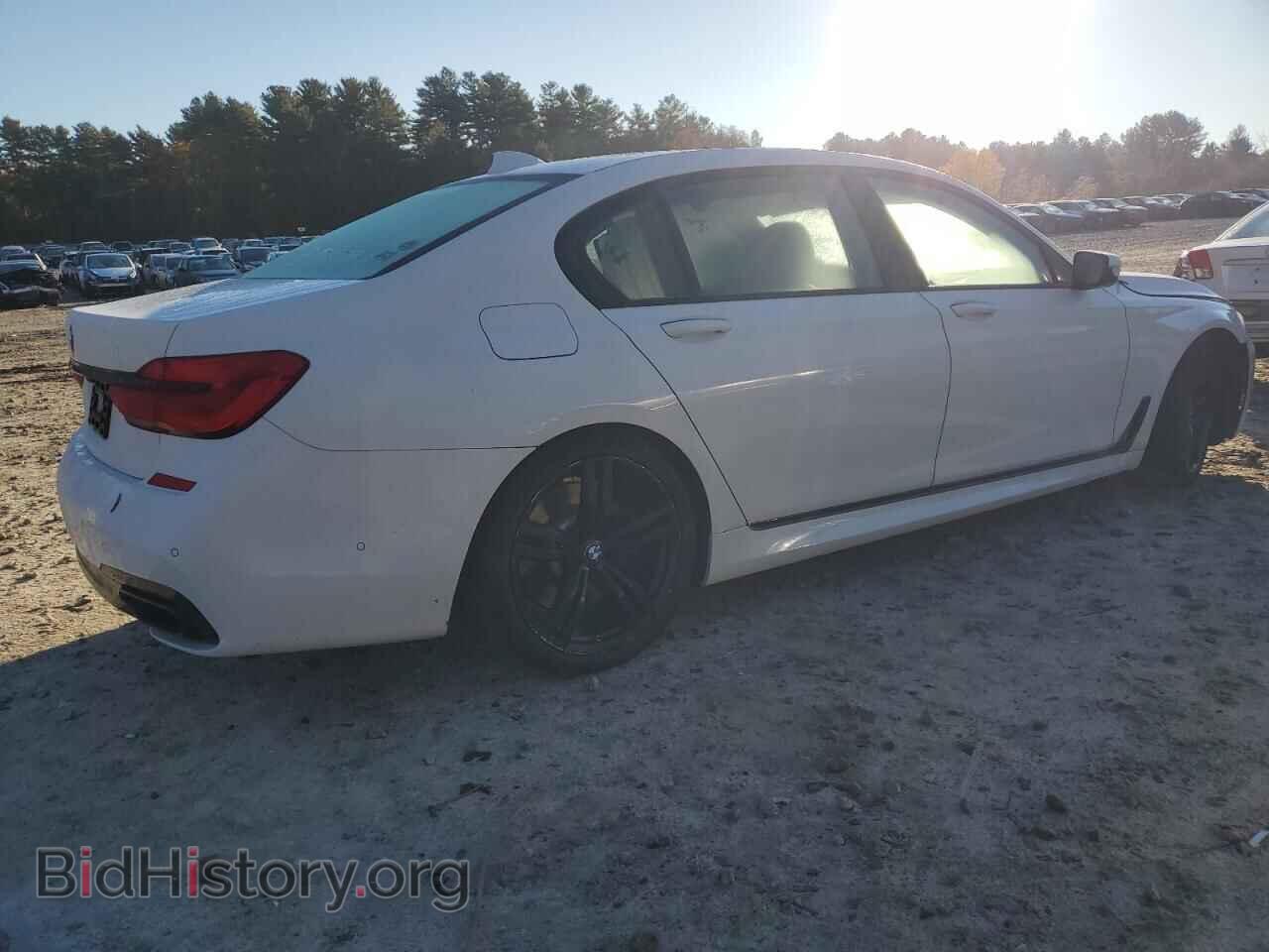 2017 BMW 7 SERIES - VIN: WBA7F2C52HG421332 - Фото 3