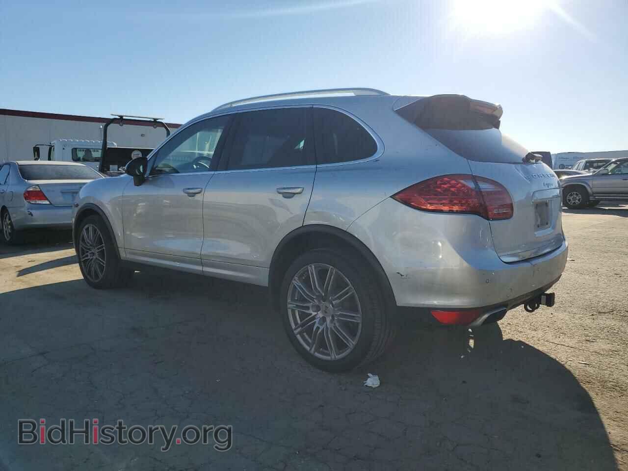 2013 PORSCHE CAYENNE - VIN: WP1AA2A23DLA19304 - Фото 2