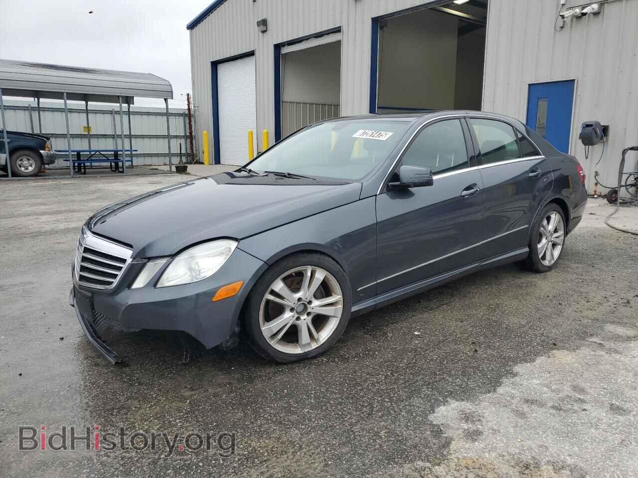 Photo WDDHF8JB2DA766060 - MERCEDES-BENZ E-CLASS 2013
