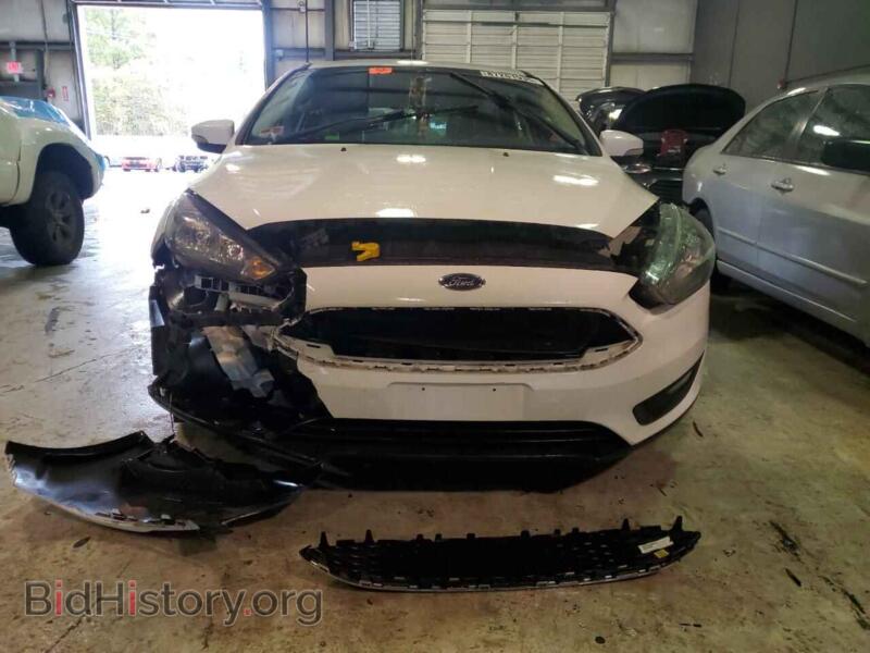 2016 Ford FOCUS (VIN 1FADP3K28GL222832) — photo 5 of 12