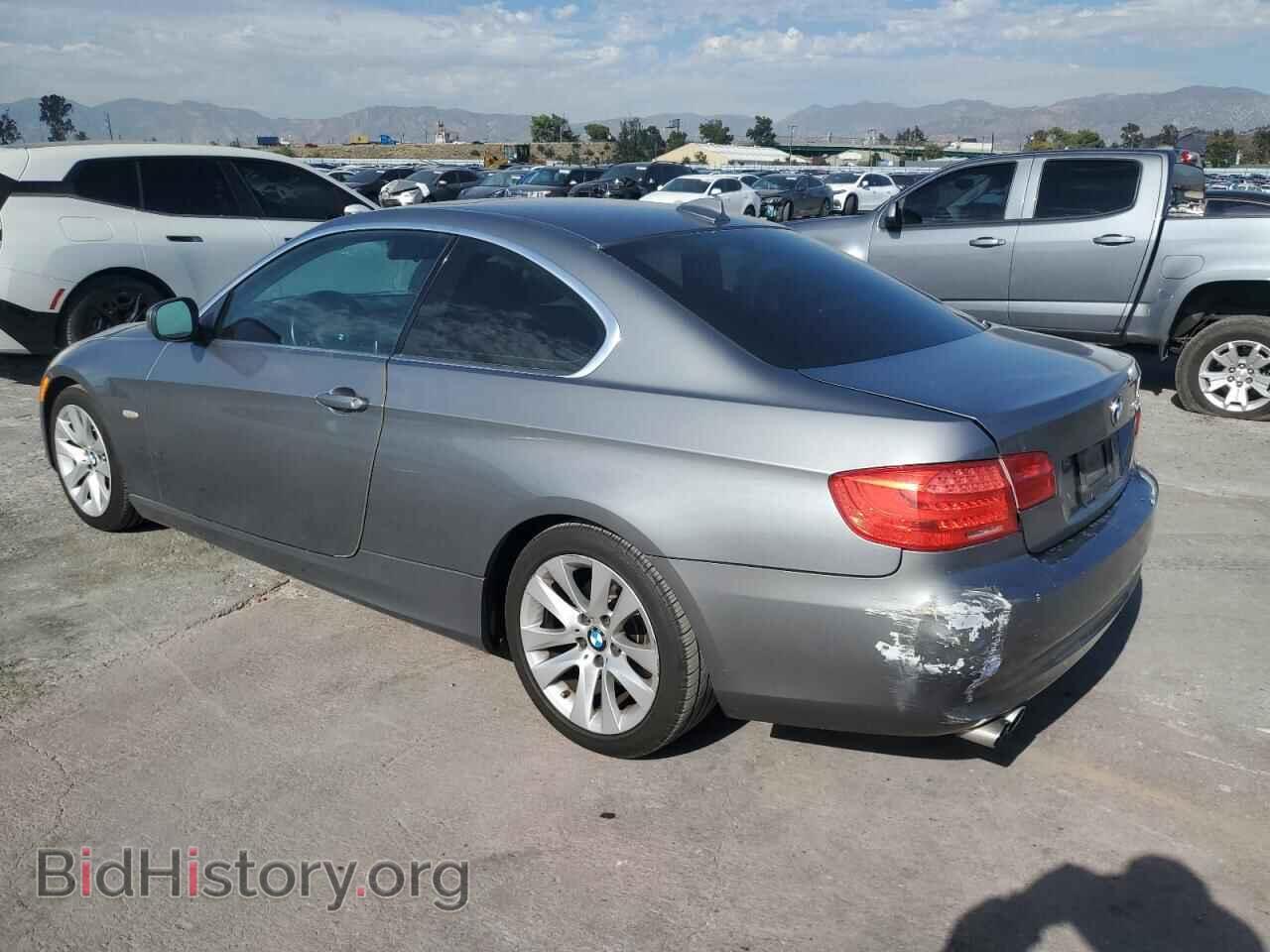 2012 BMW 3 SERIES - VIN: WBAKE5C53CE756117 - Фото 2