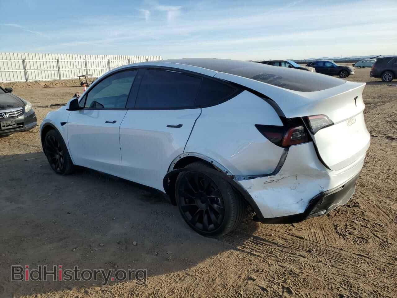 2021 TESLA MODEL Y - VIN: 5YJYGAEE3MF253085 - Фото 2