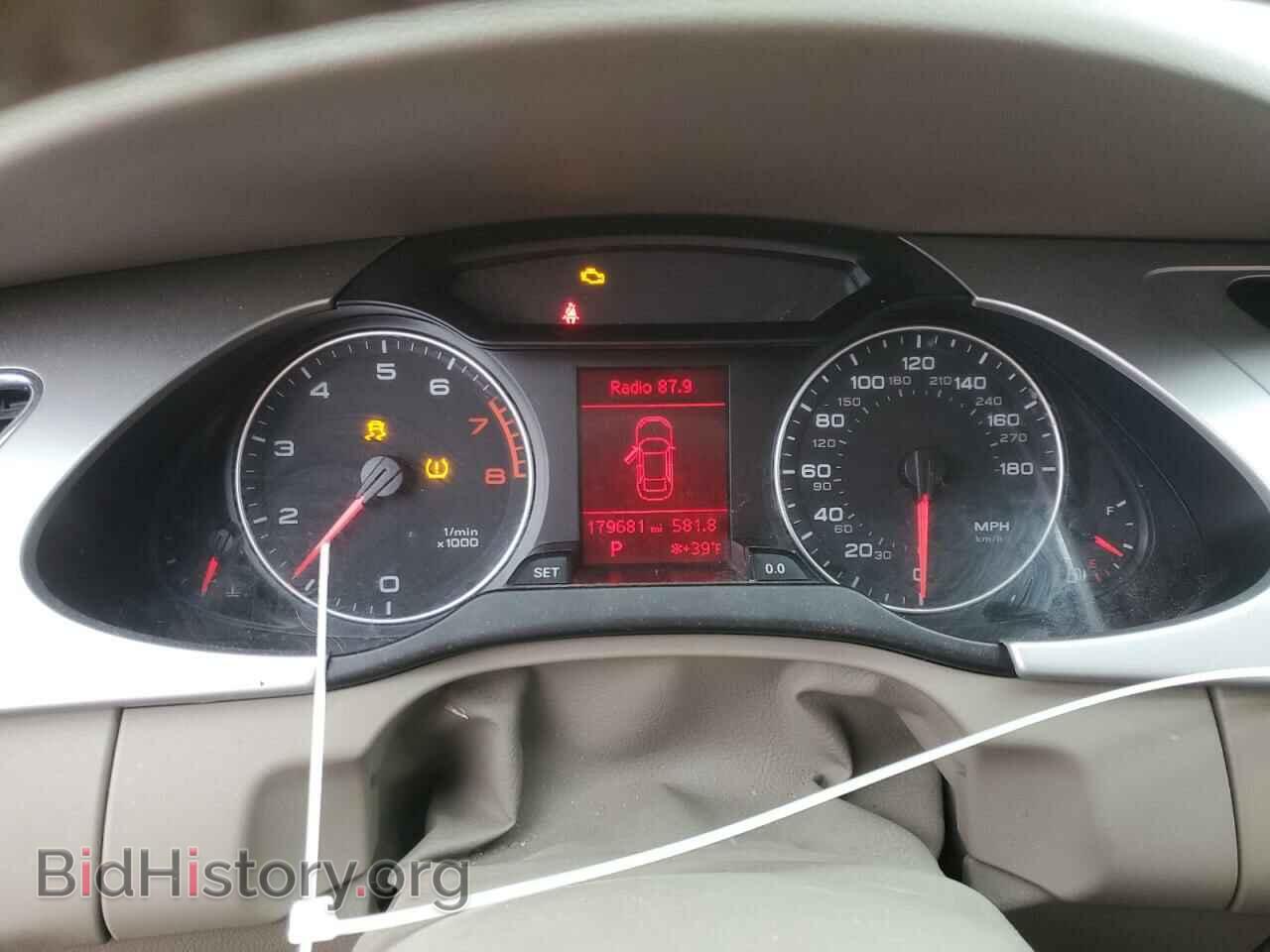 2011 AUDI A4 - VIN: WAUBFAFL4BN022729 - Фото 9