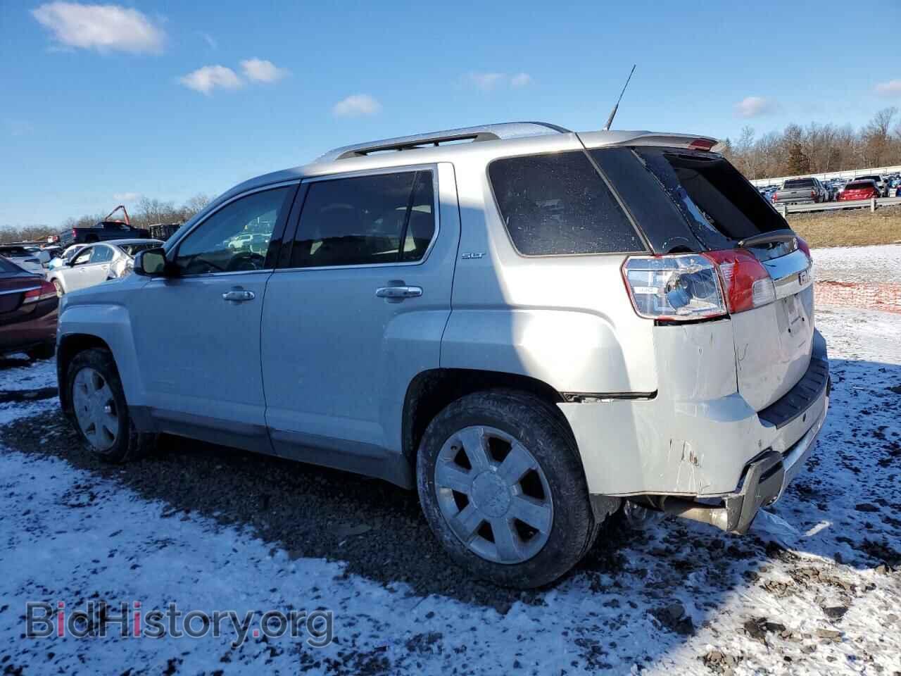 2011 GMC TERRAIN - VIN: 2CTFLXE59B6462540 - Photo 2