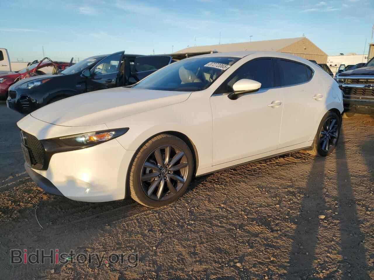 Photo JM1BPBMM4K1122953 - MAZDA 3 2019