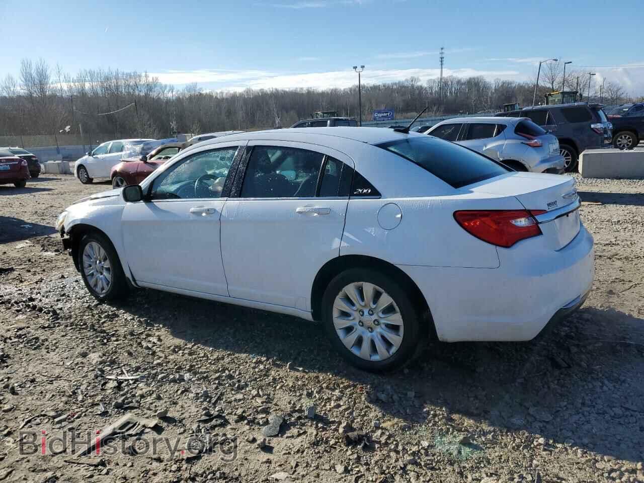 2012 CHRYSLER 200 - VIN: 1C3CCBAB7CN105128 - Фото 2