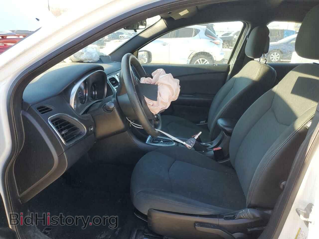 2012 CHRYSLER 200 - VIN: 1C3CCBAB7CN105128 - Фото 7