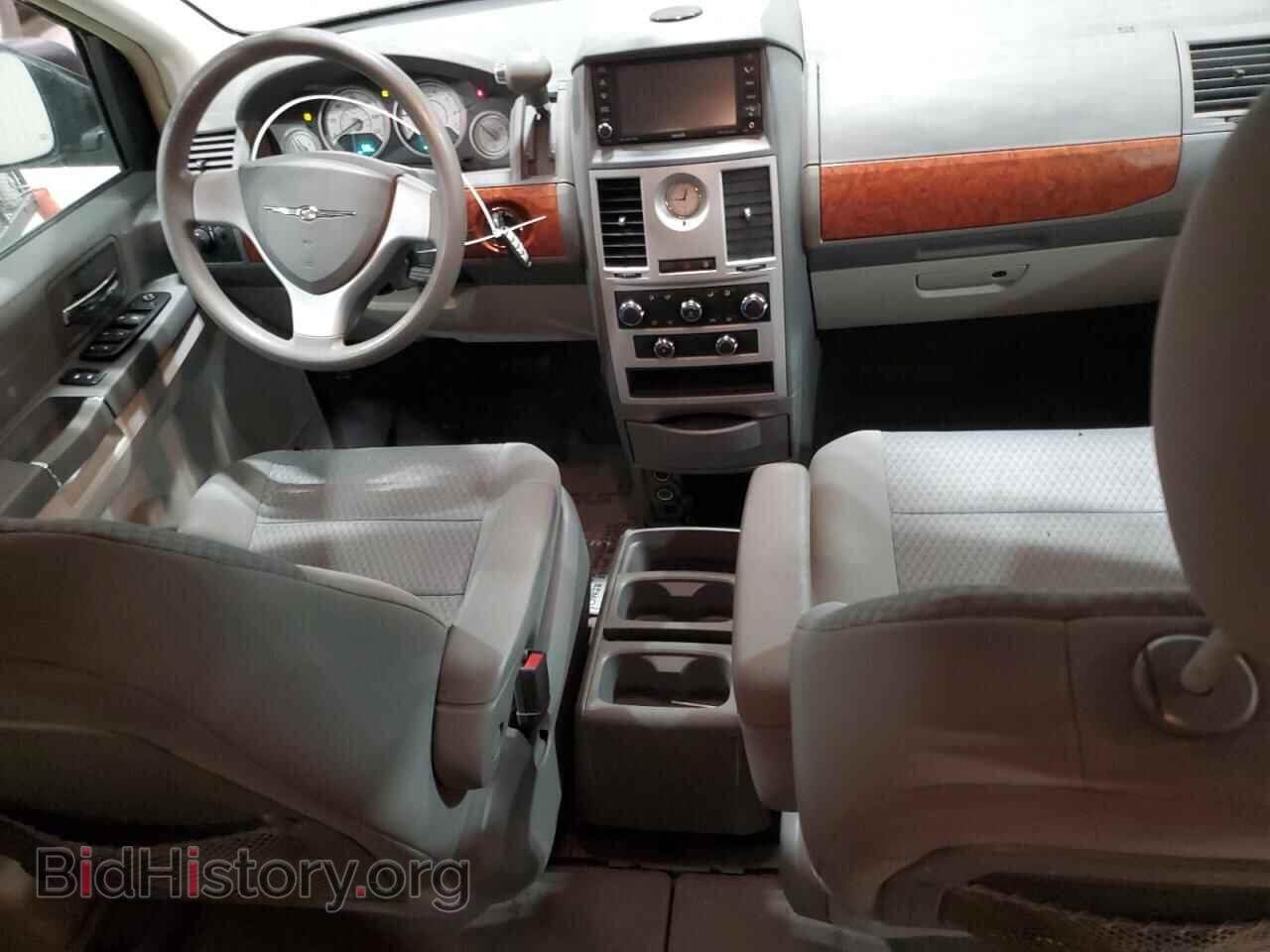 2009 CHRYSLER MINIVAN - VIN: 2A8HR44E59R574630 - Фото 8