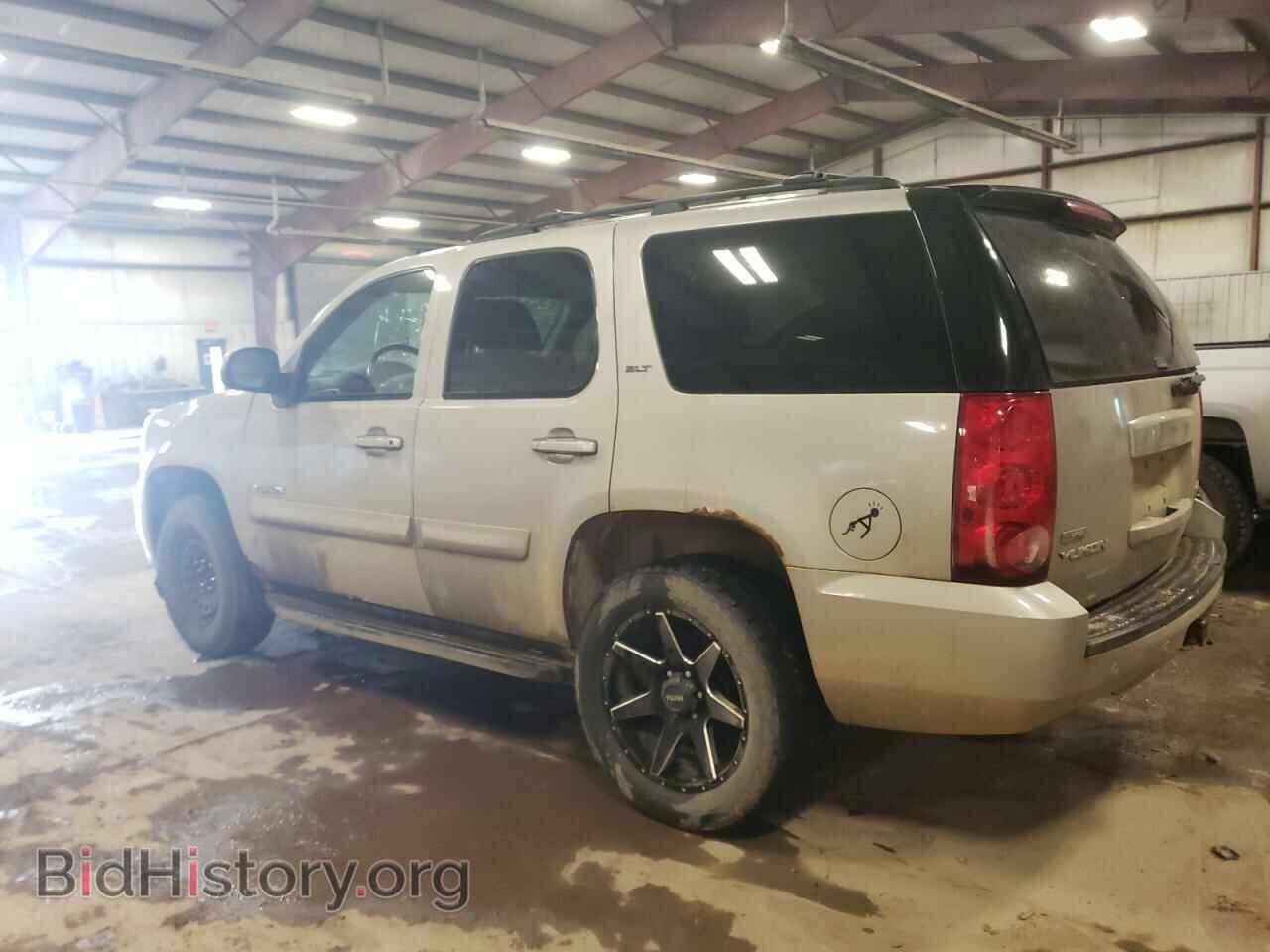 2009 GMC YUKON - VIN: 1GKFK33089R111717 - Фото 2