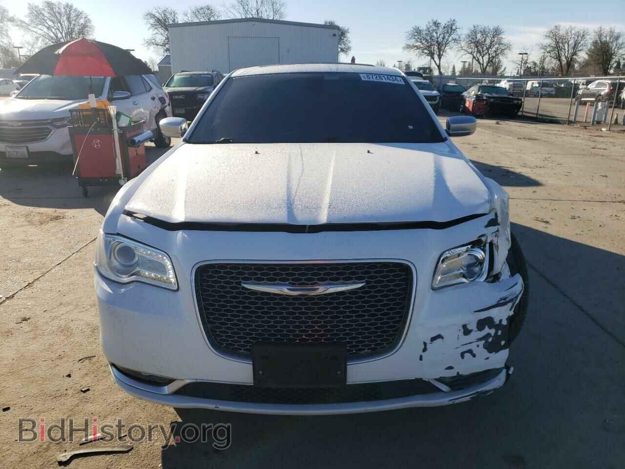 2017 CHRYSLER 300 - VIN: 2C3CCAPG1HH657446 - Фото 5