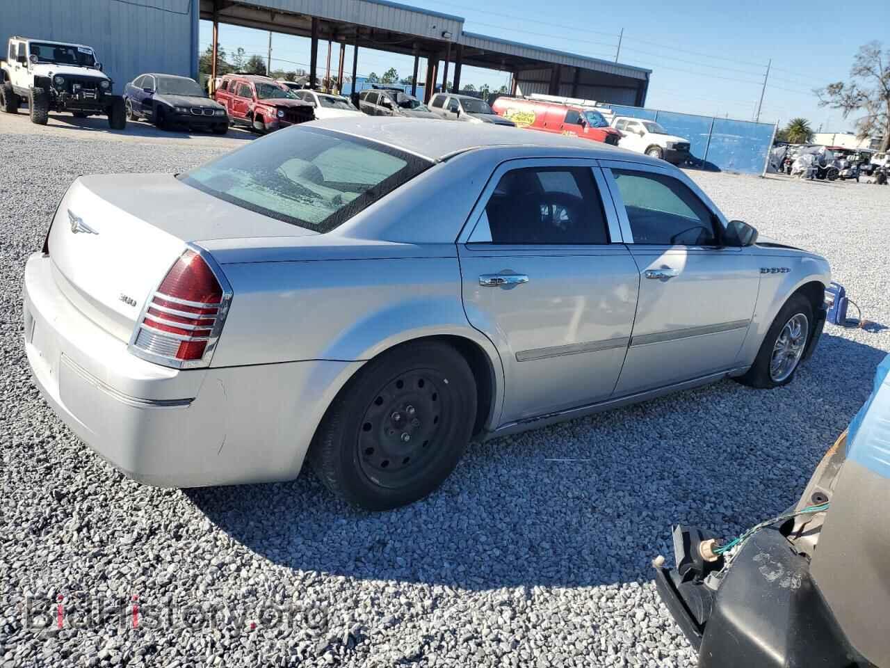 2005 CHRYSLER 300 - VIN: 2C3JA43R35H664271 - Фото 3