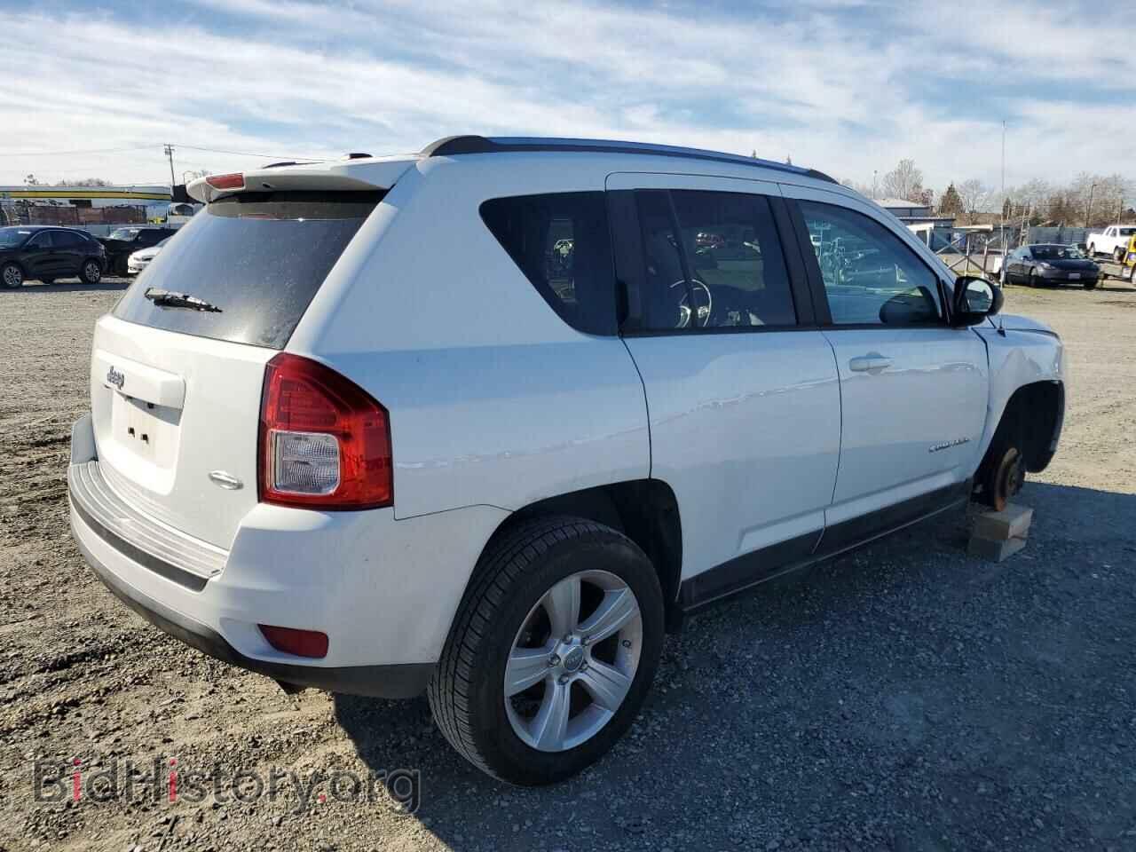 2012 JEEP COMPASS - VIN: 1C4NJDEB2CD638428 - Photo 3