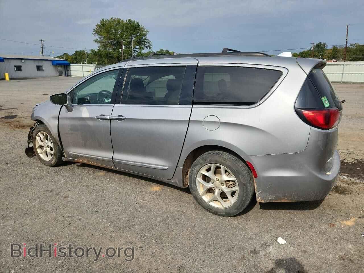 2017 CHRYSLER PACIFICA - VIN: 2C4RC1BG1HR831717 - Фото 2