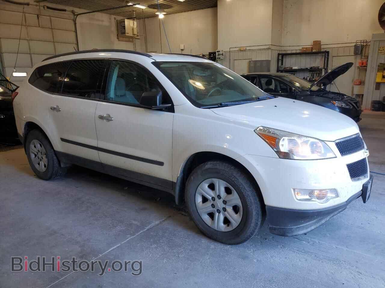2011 CHEVROLET TRAVERSE - VIN: 1GNKVFED4BJ408322 - Фото 4