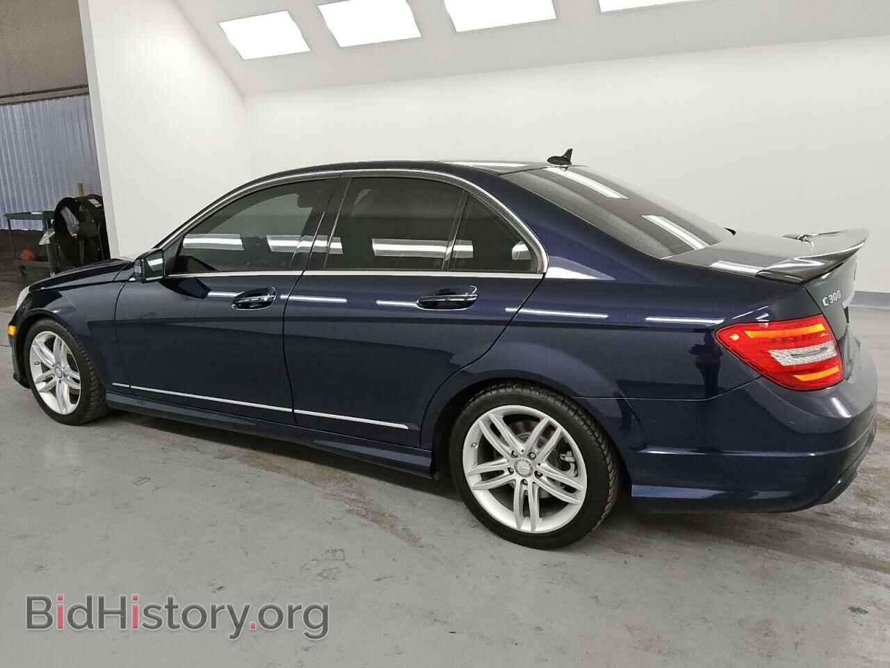 2012 MERCEDES-BENZ C-CLASS - VIN: WDDGF8BB7CA727411 - Фото 2
