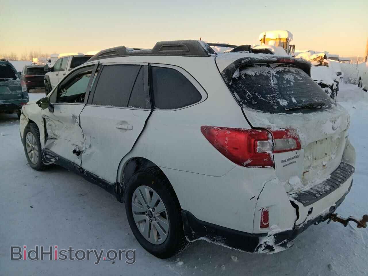 2017 SUBARU OUTBACK - VIN: 4S4BSADC0H3202470 - Фото 2