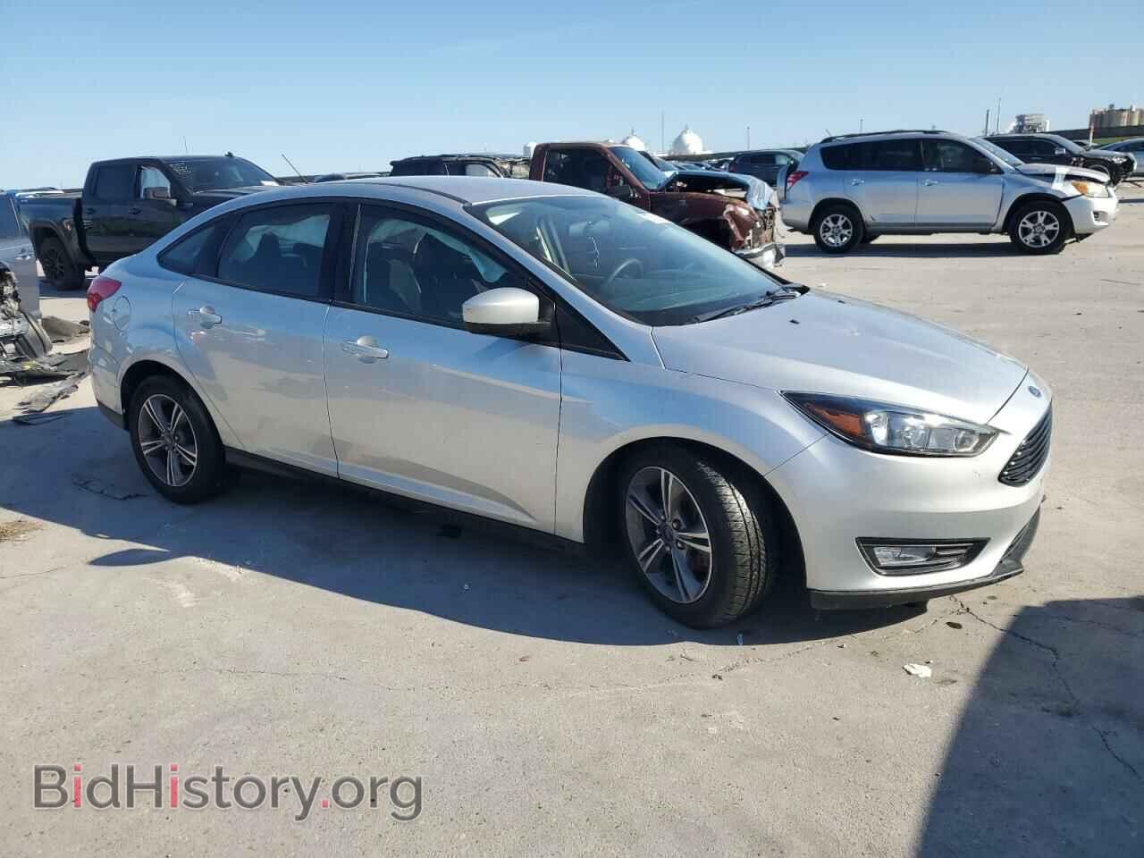 2018 FORD FOCUS - VIN: 1FADP3FE1JL270488 - Фото 4