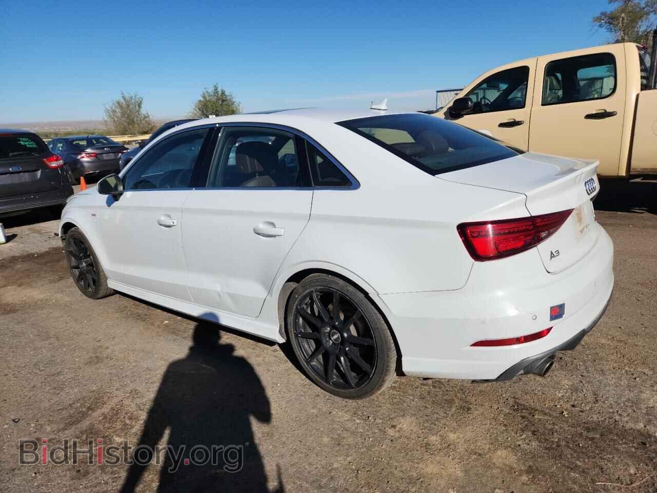 2018 AUDI A3 - VIN: WAUJ8GFF4J1050751 - Фото 2