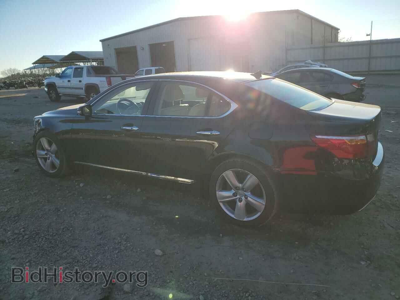 2012 LEXUS LS460 - VIN: JTHBL5EF5C5113099 - Фото 2