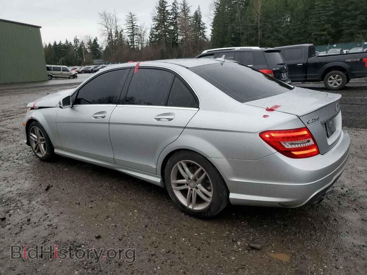 2013 MERCEDES-BENZ C-CLASS - VIN: WDDGF4HB8DA846148 - Фото 2