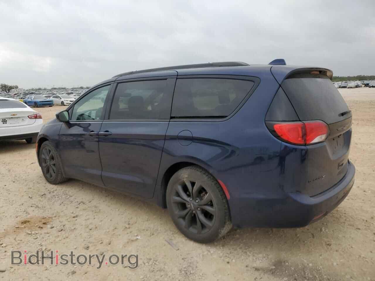 2018 CHRYSLER PACIFICA - VIN: 2C4RC1BG7JR228003 - Фото 2
