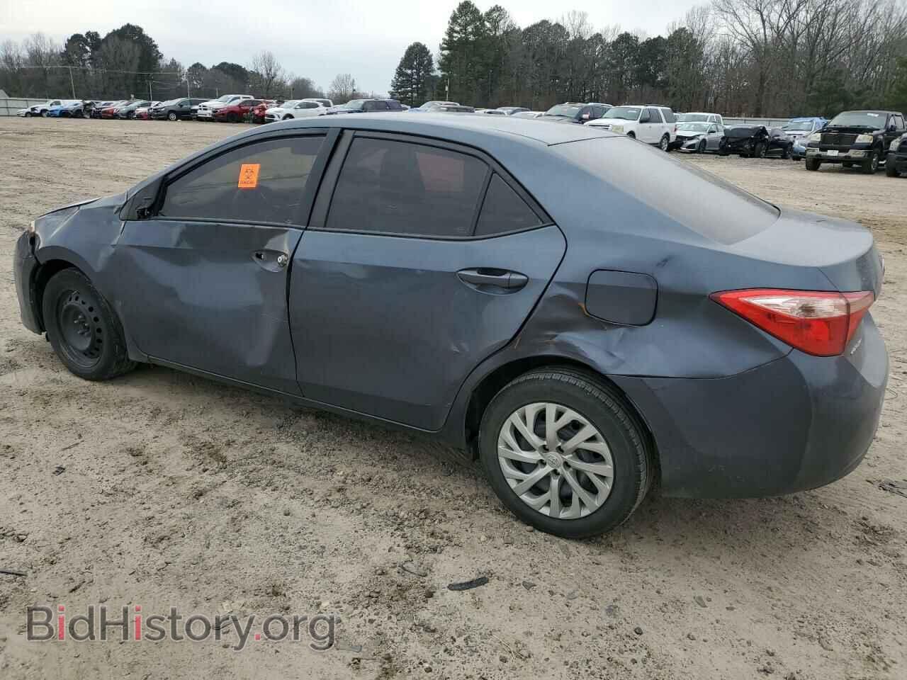 2017 TOYOTA COROLLA - VIN: 5YFBURHE2HP582976 - Фото 2
