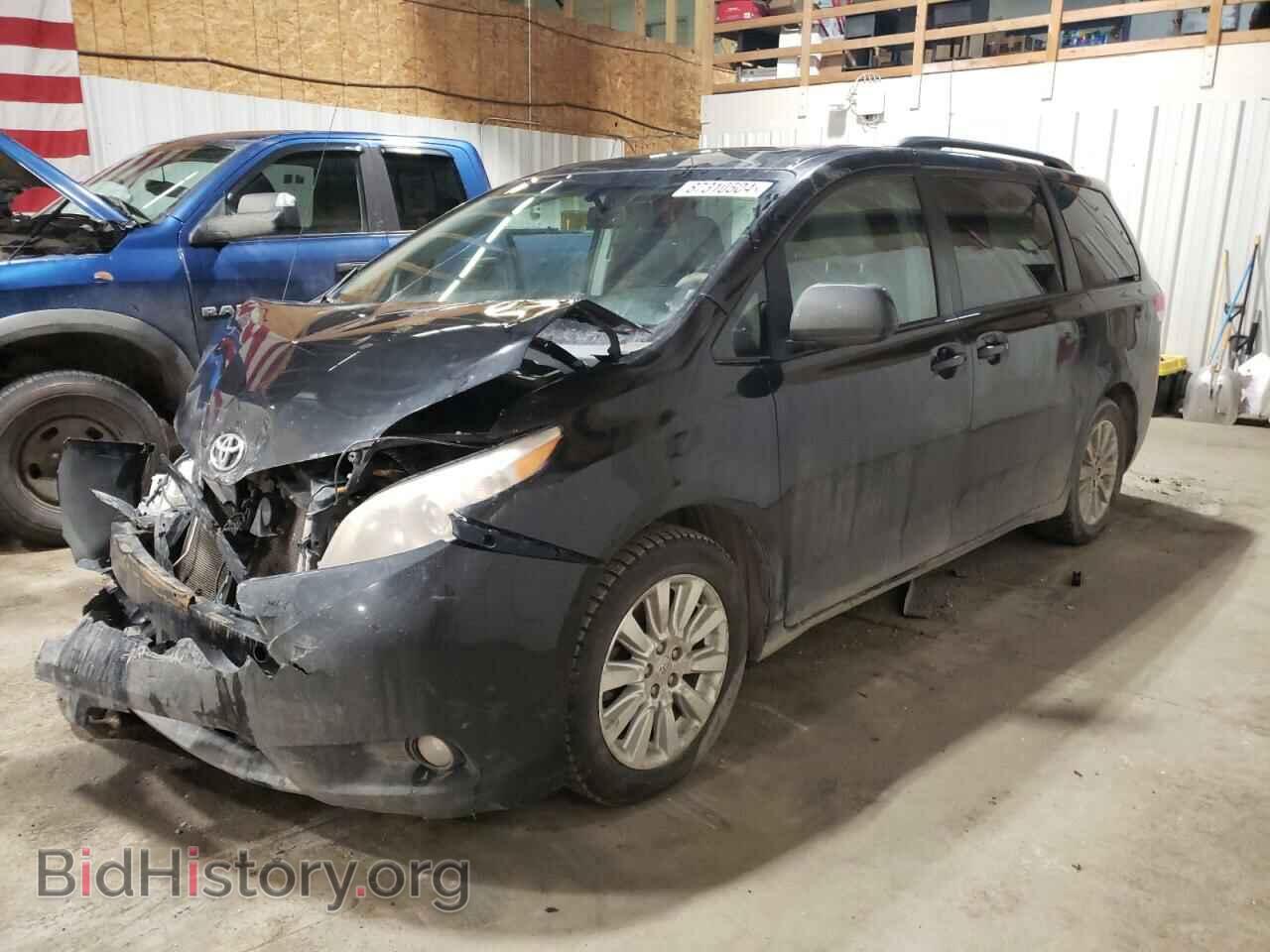 Photo 5TDDK3DC5DS050056 - TOYOTA All Models 2013