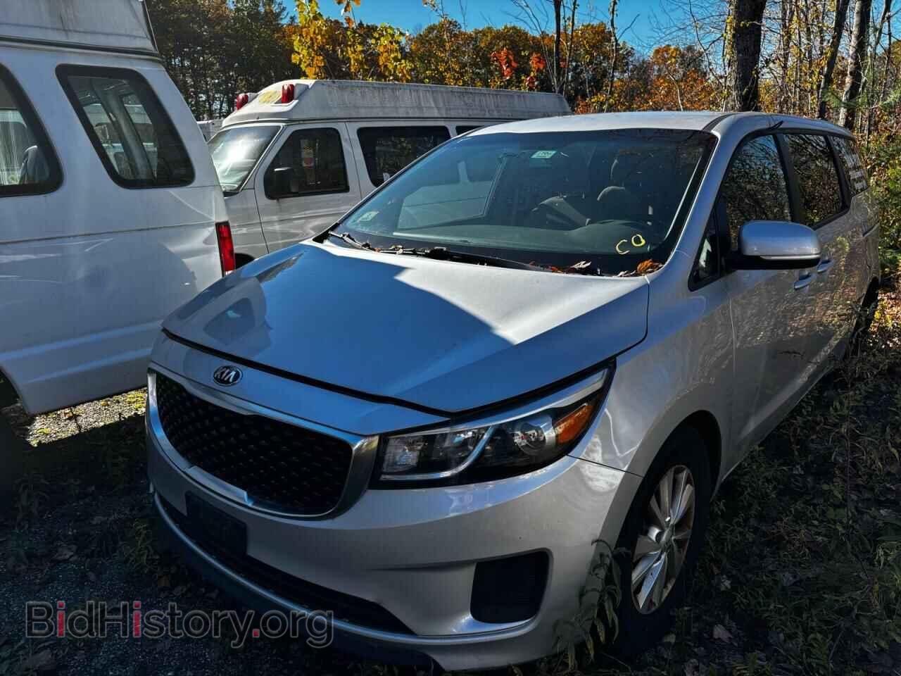 2018 KIA All Models - VIN: KNDMB5C19J6381925 - Photo 2